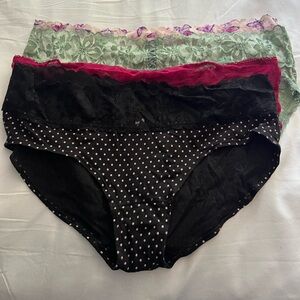 Victoria secret women’s underwear size X-Large
